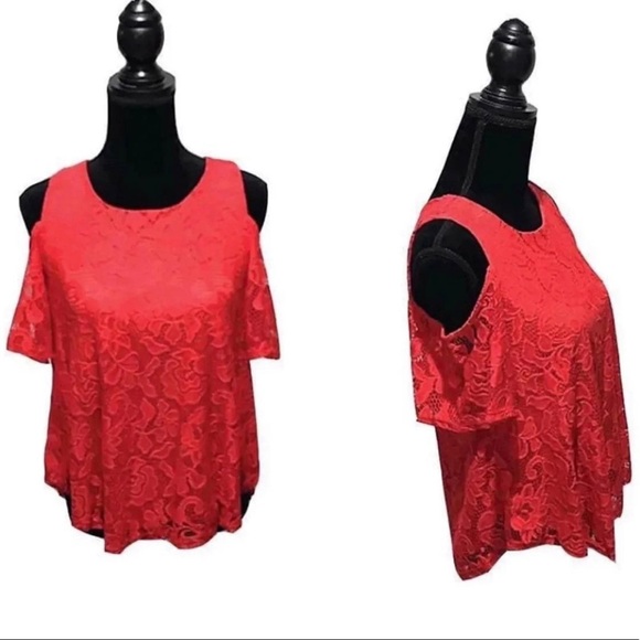 Red lace cold shoulder top - Picture 2 of 6